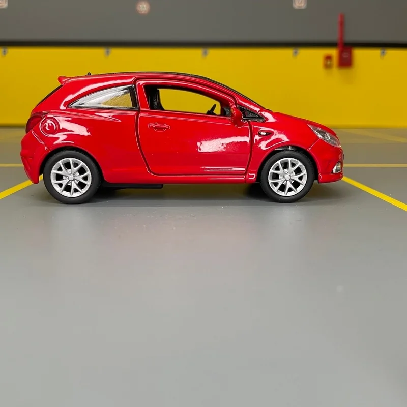 Toprock Store Opel Corsa Opc 1/36 Scale Pull Drop Diecast Metal Model Toy Car