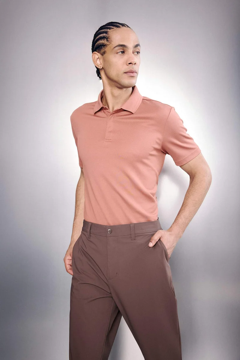 ديفاكتو Standard Fit Polo T-Shirt