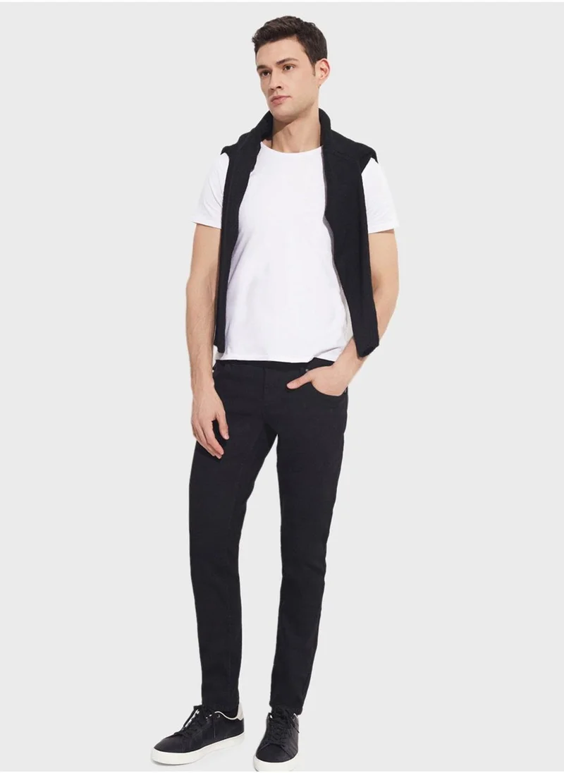 جون Essential Straight Fit Trousers