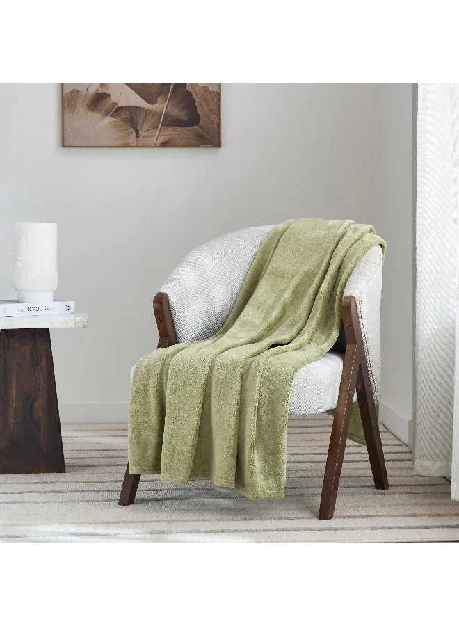 Home Box Ontario Solid Coral Fleece Throw 170 x 120 cm