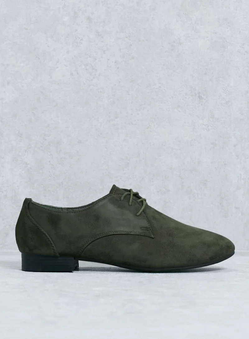 C M Paris Simple Laceup