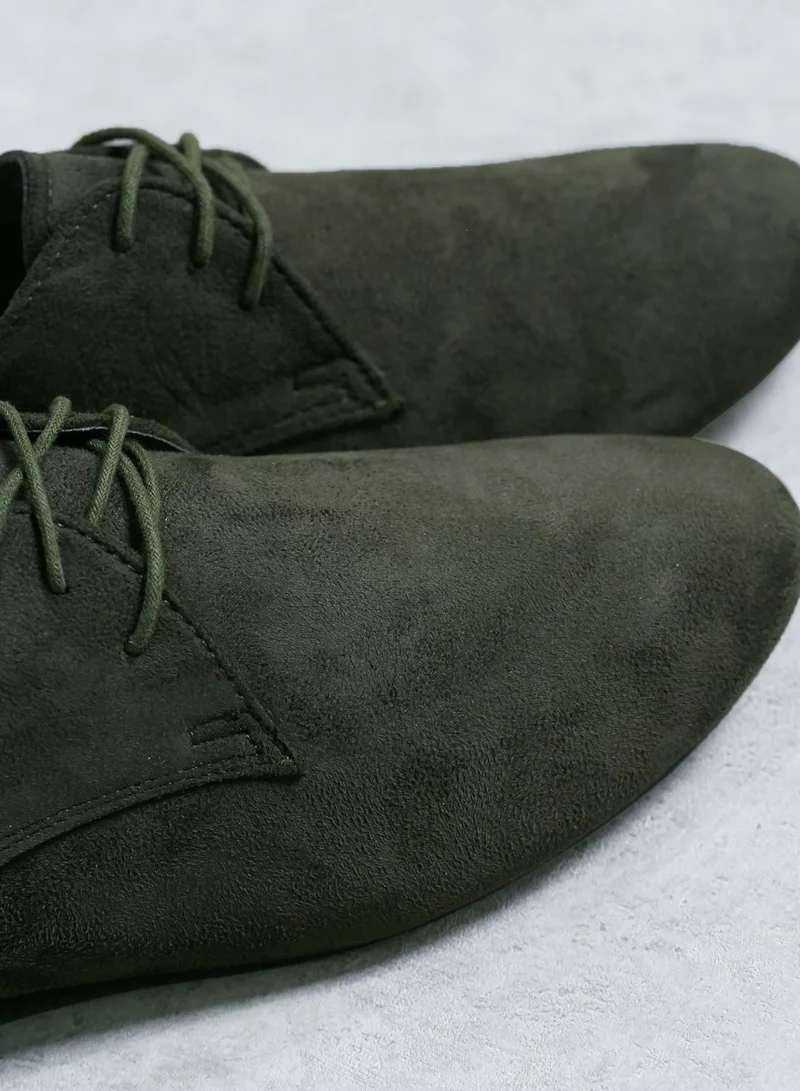 C M Paris Simple Laceup