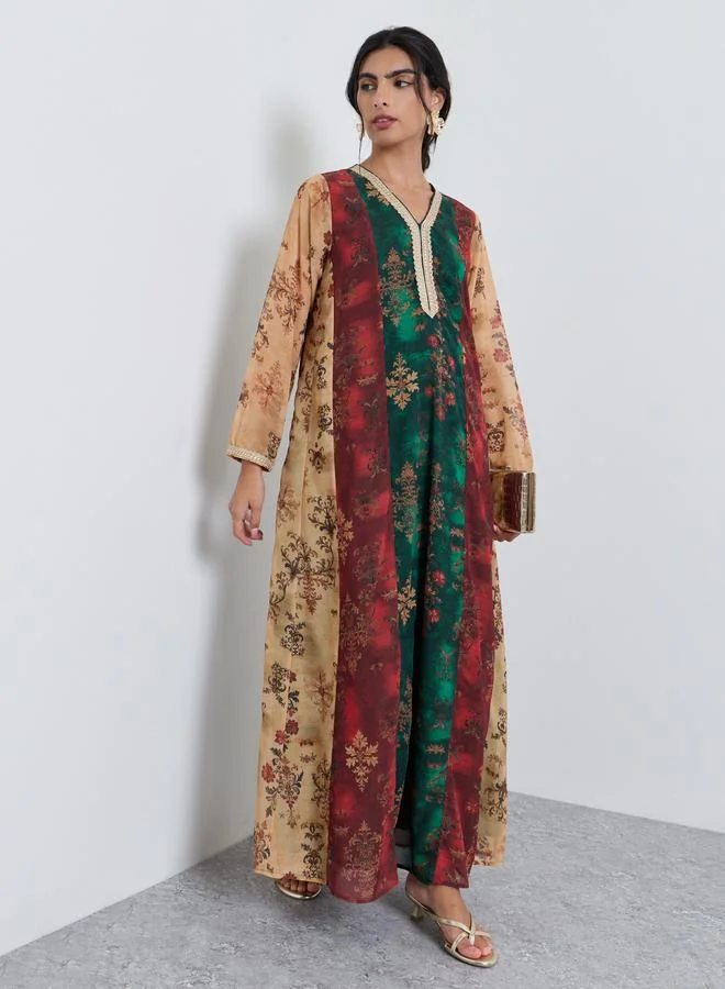 Amirah Color Block Printed Jalabiya With Lace Trim Detail
