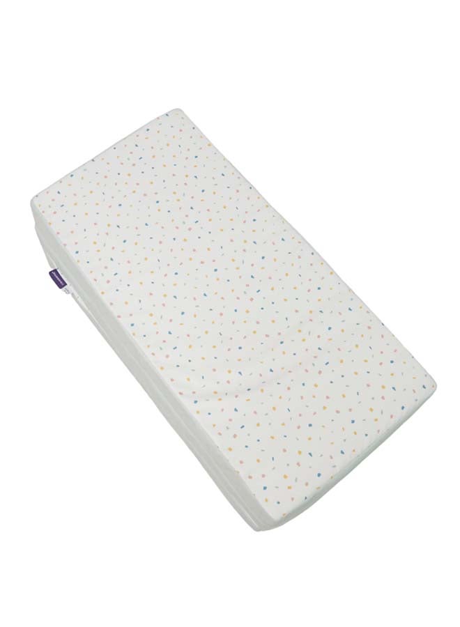 Clevamama ClevaFoam Travel Cot Mattress 3-in-1 Sleep, Sit & Play | Newborn to 12 Months  - Image 2
