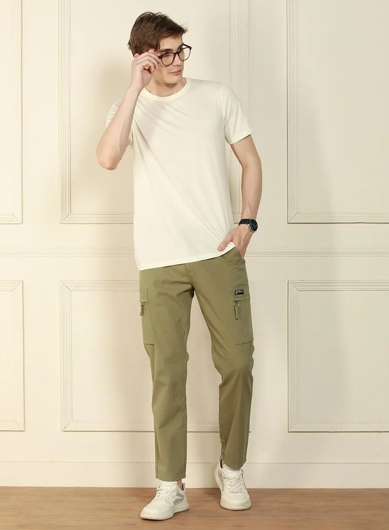 Straight Fit Light Olive Men's Cotton Lycra Solid Cargo Trouser, Mid Rise, Full Length, Casual