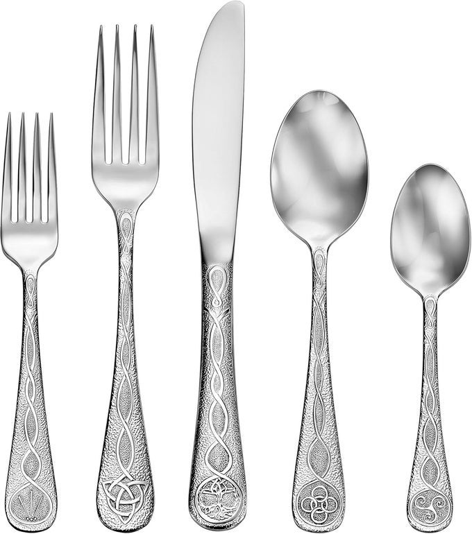 CELTIC 65PC FLATWARE SET SERVICE FOR 12 SILVERWARE MADE IN USA