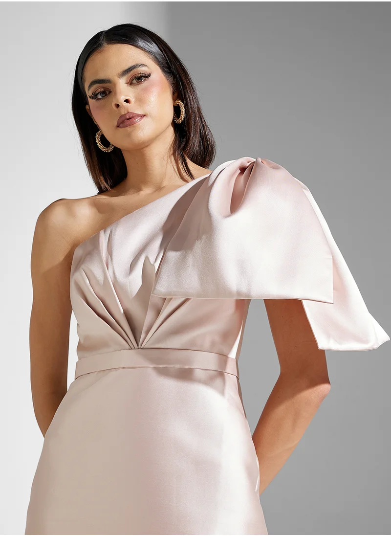 Namshi x One Shoulder Bow Detail Shift Dress
