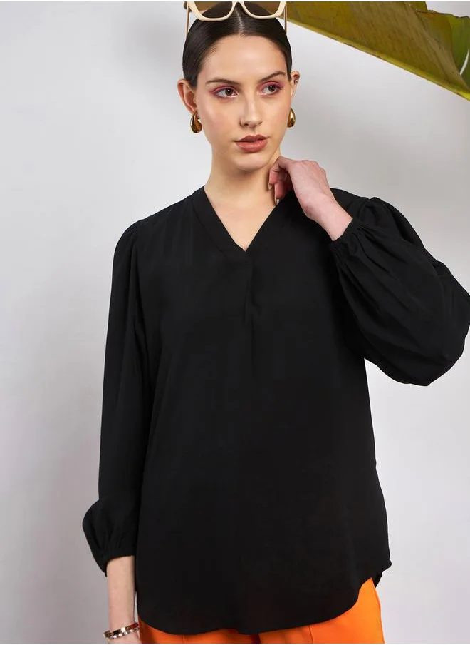 ساسافراس V Neck Puff Sleeve Blouse by Styli