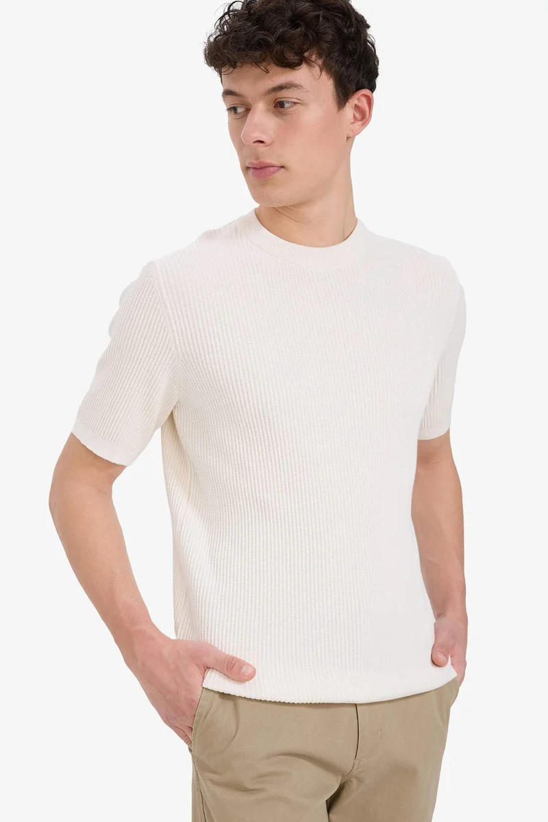 ديفاكتو Cotton Standard Fit Crew Neck Knitwear T-Shirt