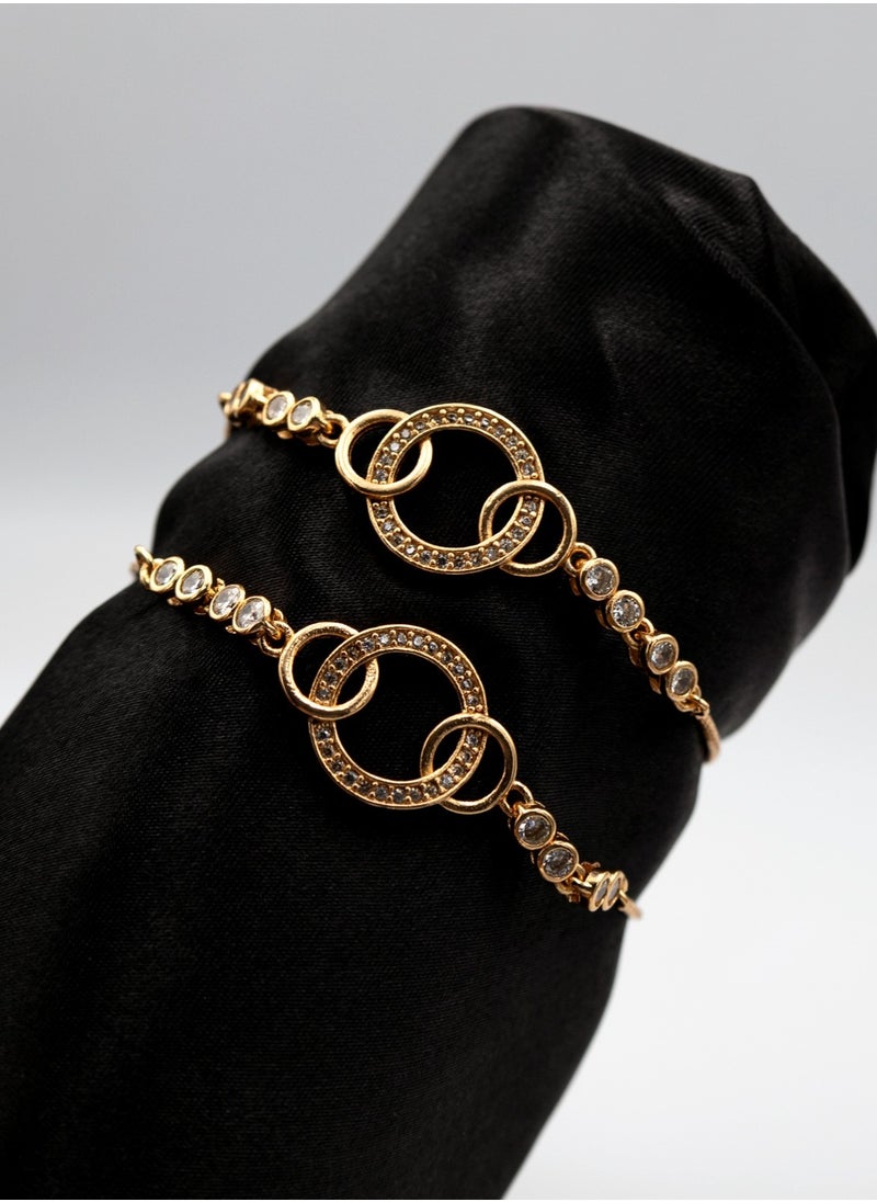 mjuhurat Elegant Gold-Plated Bracelet with Interlinked Circles and Crystals  - Image 3