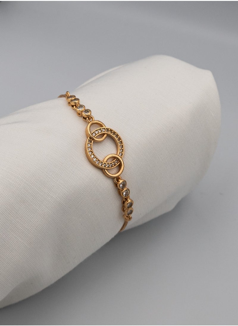 mjuhurat Elegant Gold-Plated Bracelet with Interlinked Circles and Crystals  - Image 2