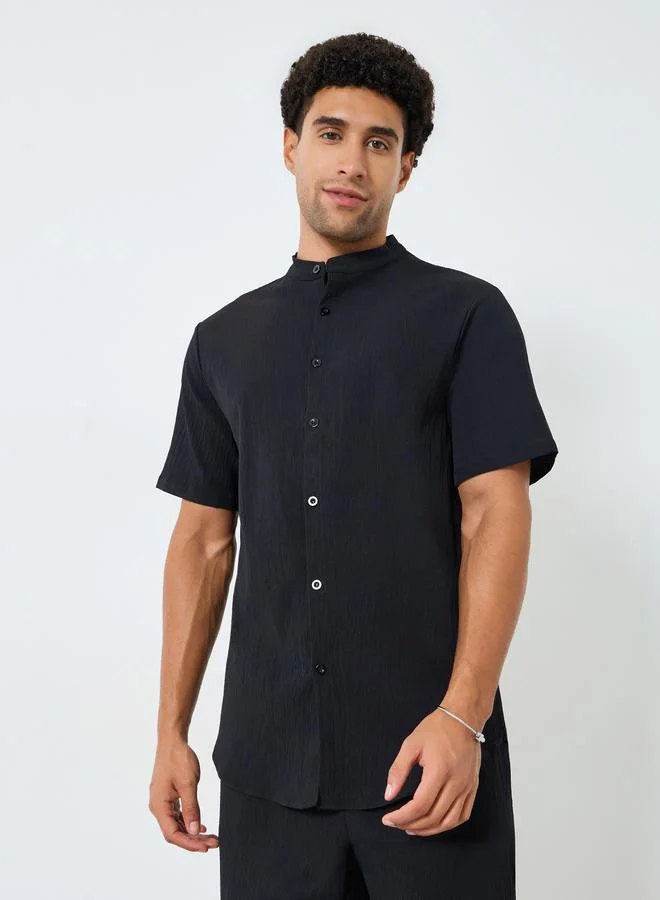 تايك تو Men Solid Stand Collar Shirt and Shorts Co-Ords