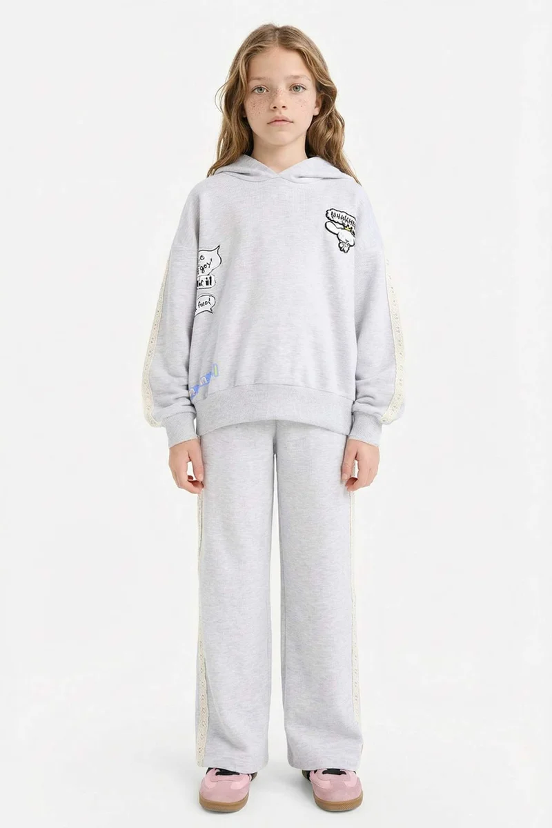 ديفاكتو Girl Printed Hoodie