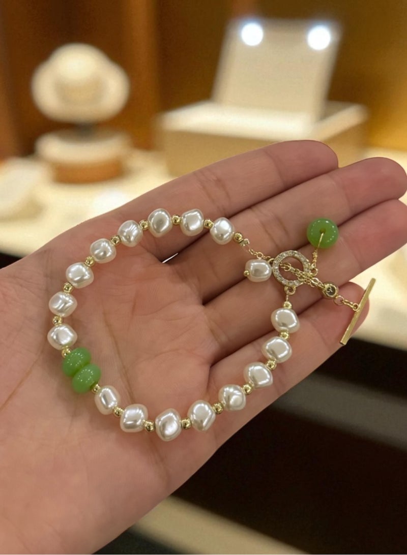 Casual collection Trendy & High Quality Pearl Bracelet For Women - Image 1