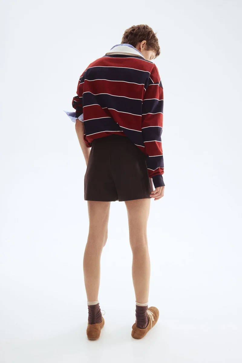 اتش اند ام تنورة بتصميم ملفوف