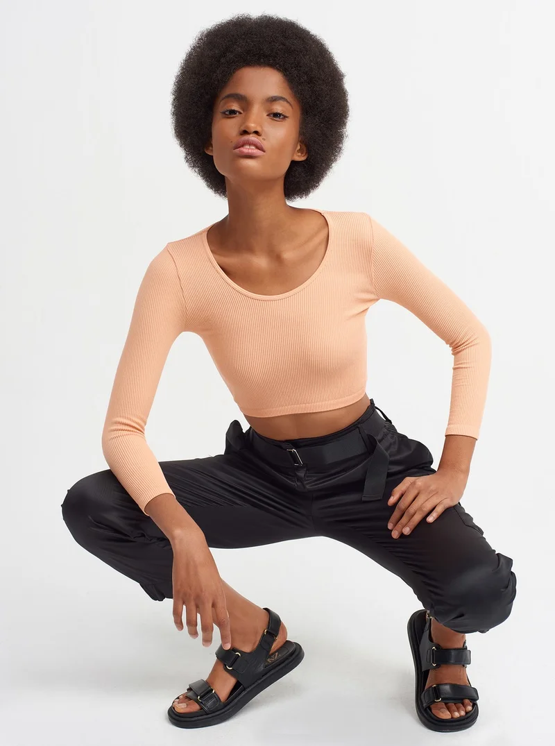 Dilvin 3529 Pool Neck Long Sleeve Crop Top-Peach