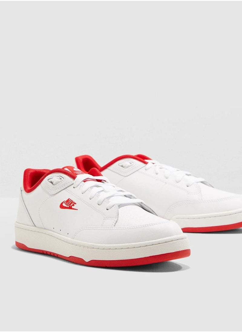 Nike - Grandstand II - Image 1