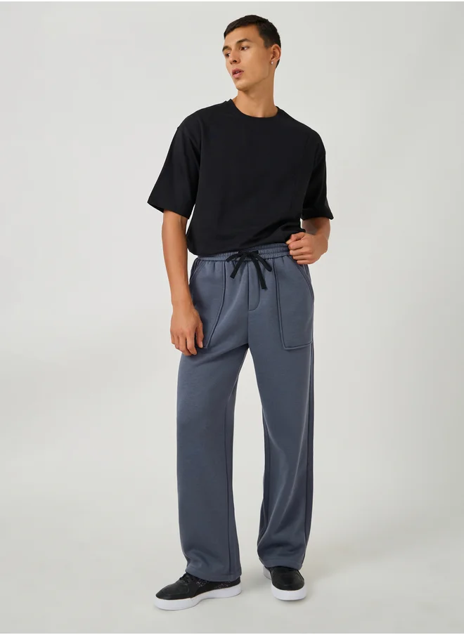 ستايلي Styli Panel Pocket Detail Oversized Open Hem Joggers