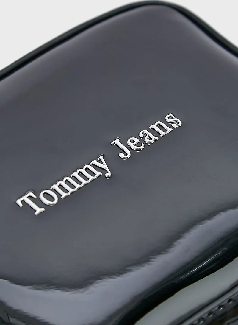 TOMMY JEANS Must Patent Crossbody Bag