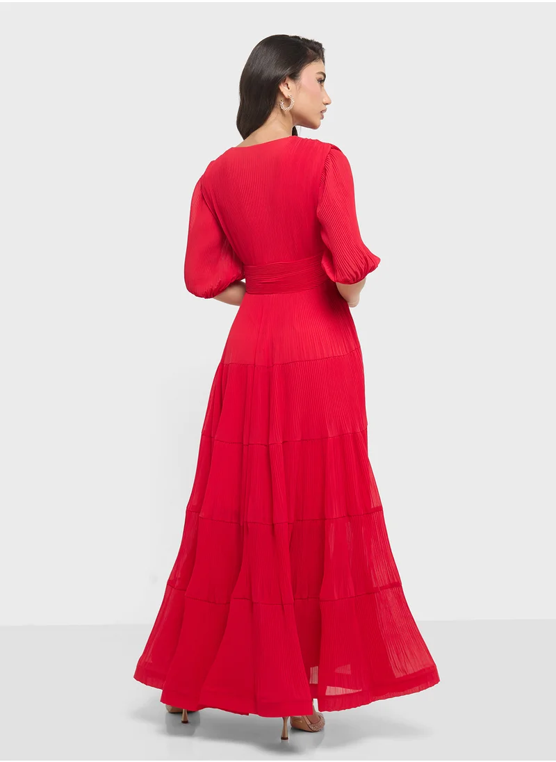 ايلا Tiered Dress With Puff Sleeves