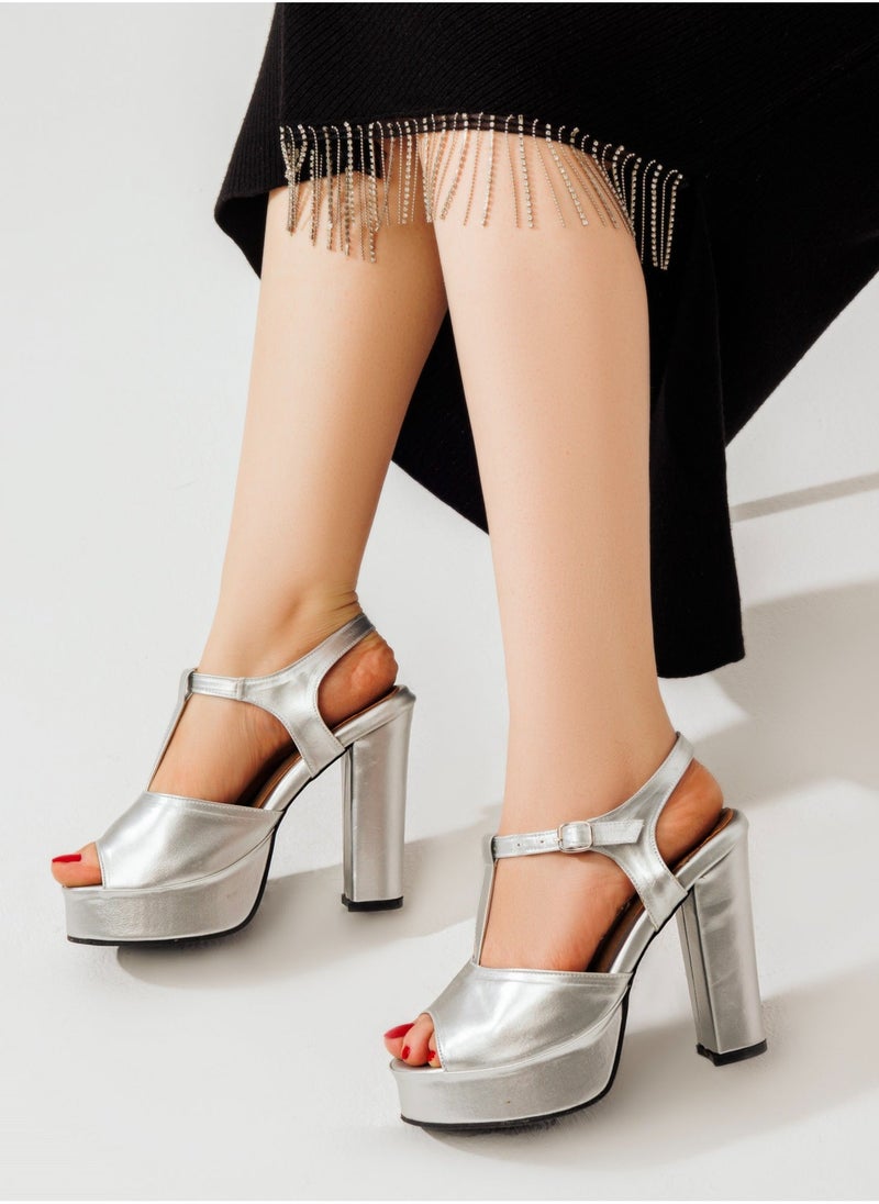 Vbranda - High Quality Leather Sandal With Elegant Design And 9 Cm Heel-silver - Image 1
