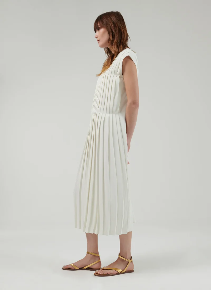 leem  Front Pleated Dress - Shorter length for Women | Best Price UAE
