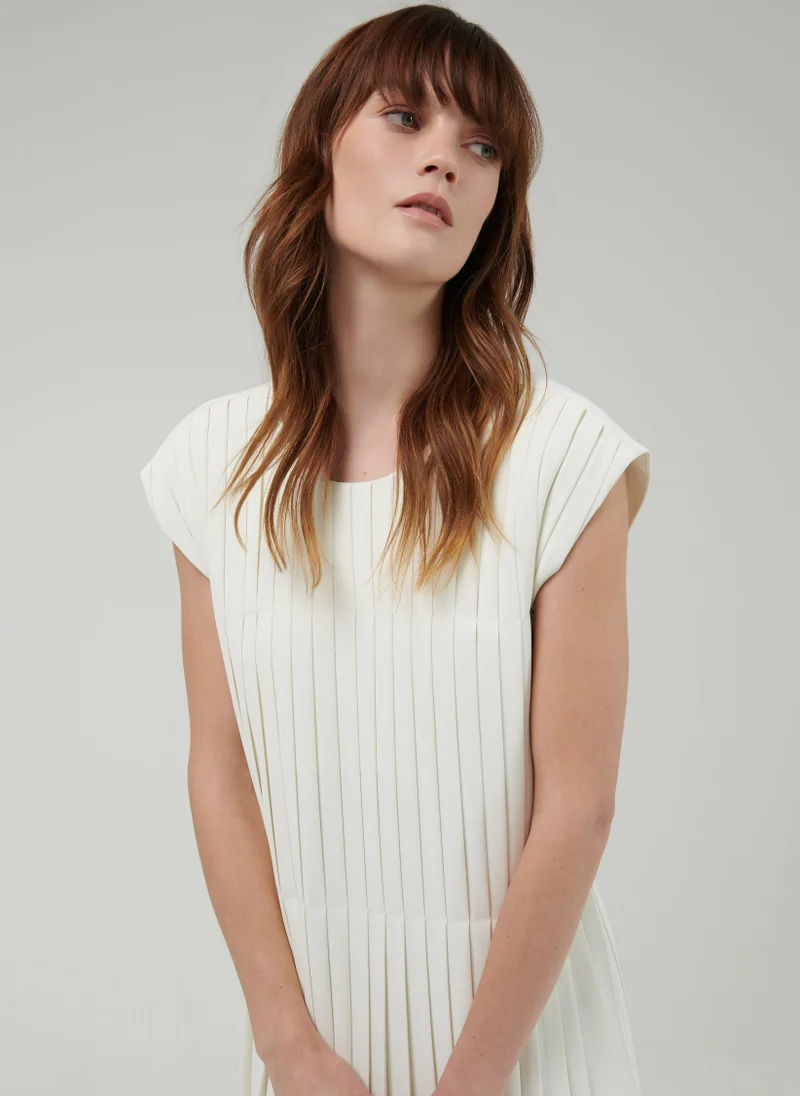 leem  Front Pleated Dress - Shorter length for Women | Best Price UAE