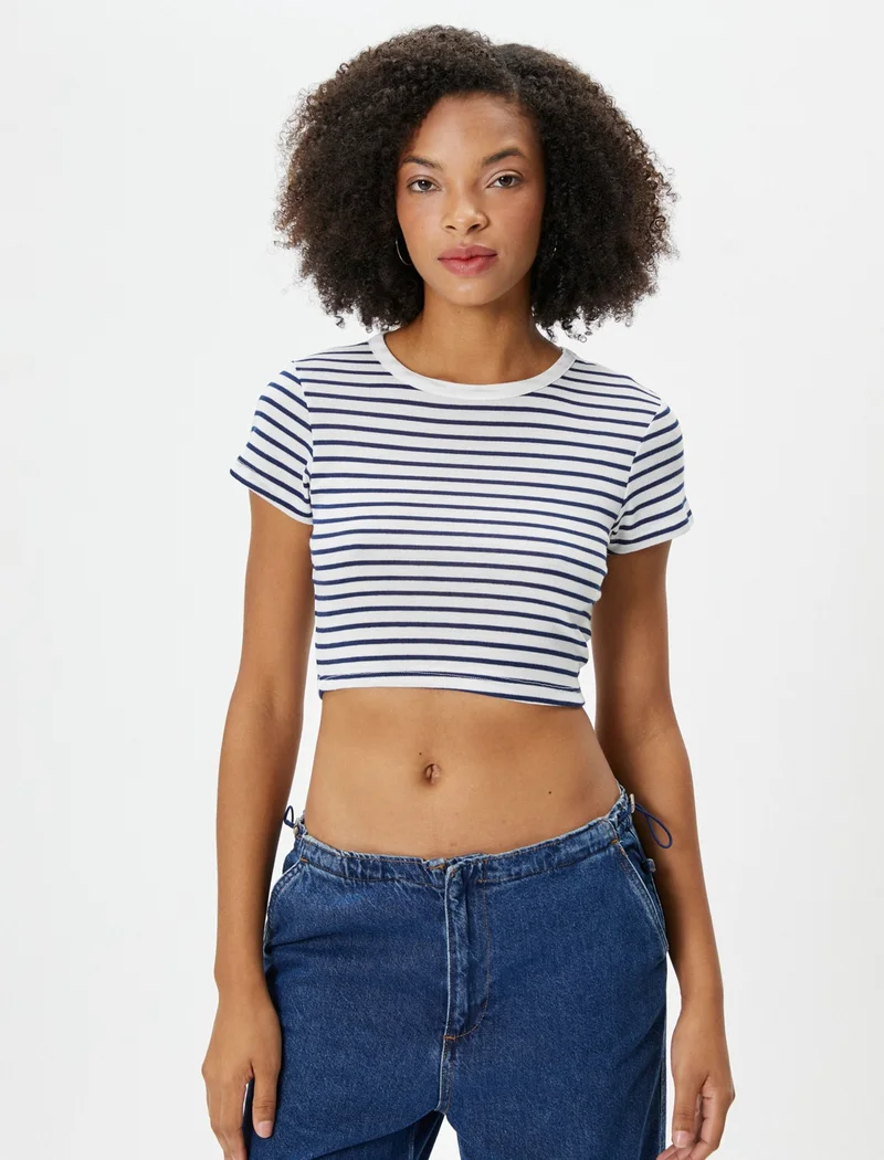 كوتون Koton Crop T-Shirt Short Sleeve Slim Fit