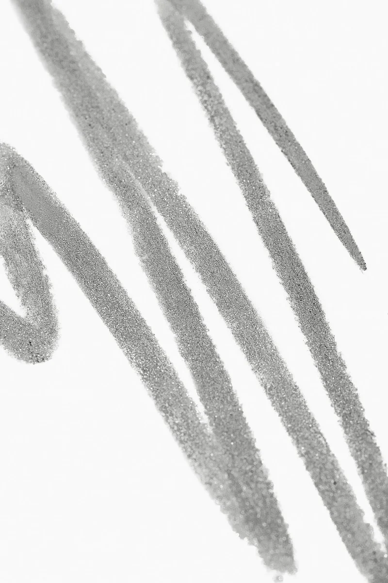 H&M Make It Easy Eyeshadow Pen