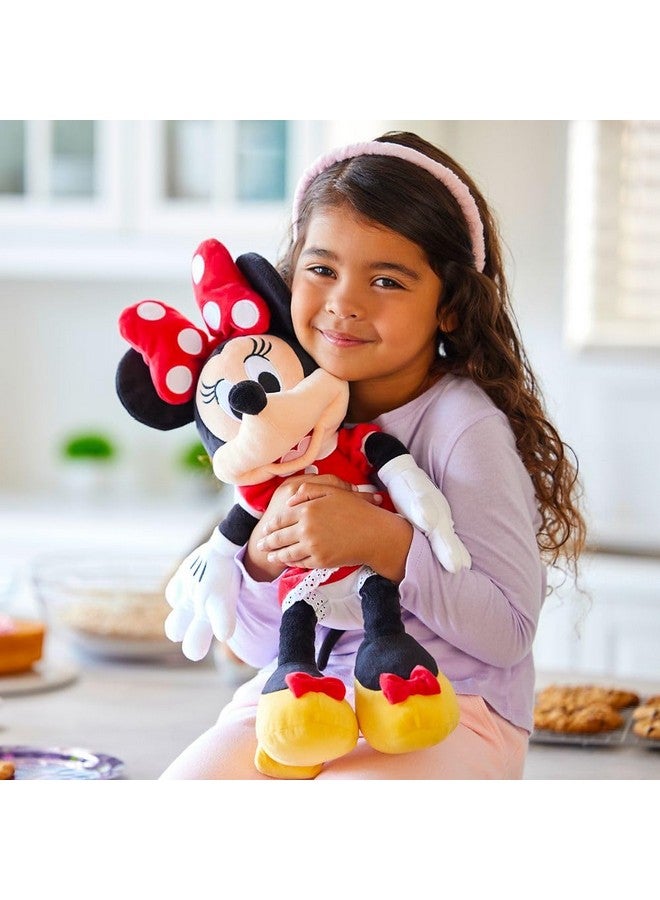 ديزني ستور لعبة ميني ماوس الرسمية من متجر ديزني، متوسطة الحجم وناعمة للأطفال، شخصية محببة ذات ملمس ناعم وتفاصيل مطرزة، دمية ديزني المحشوة مناسبة لجميع الأعمار. - Image 2