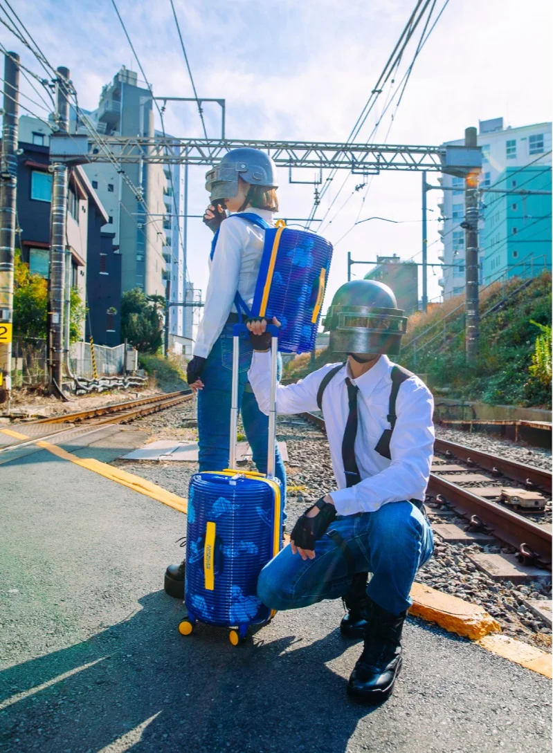امريكان توريستر حقيبة سفر American Tourister PUBG Rollio U Mobile Spinner 52 سم - أزرق كهربائي / دبور - ضمان عالمي 3 سنوات