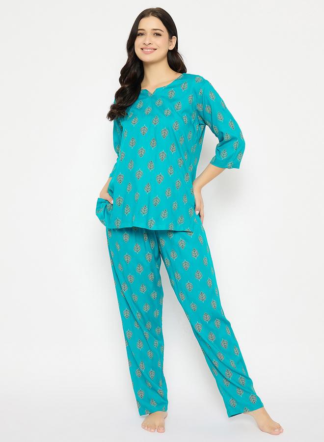 Clovia Leaf Print Notch Neck Top and Pyjama Set - Image 3