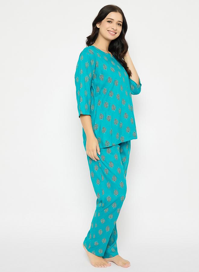 Clovia Leaf Print Notch Neck Top and Pyjama Set - Image 5