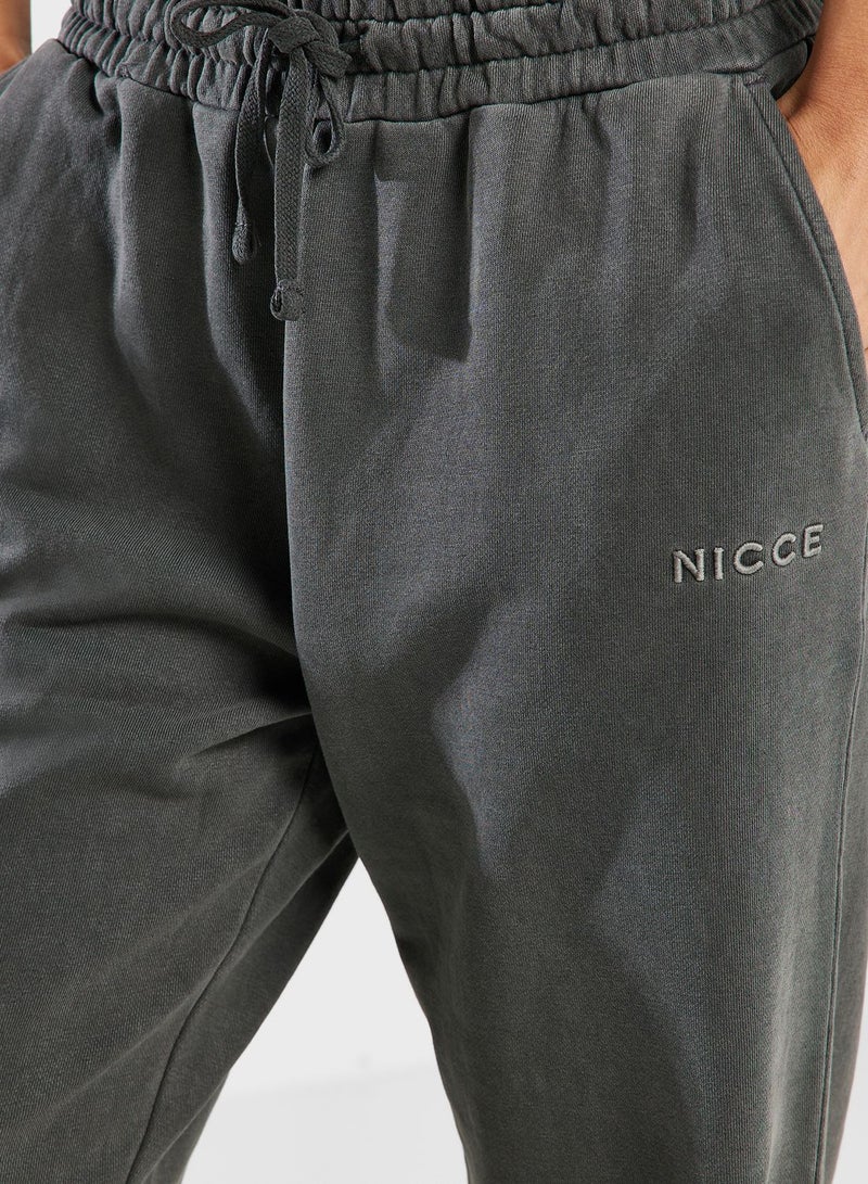 nicce london Garment Dye Ersa Cropped Sweatshirt - Image 3
