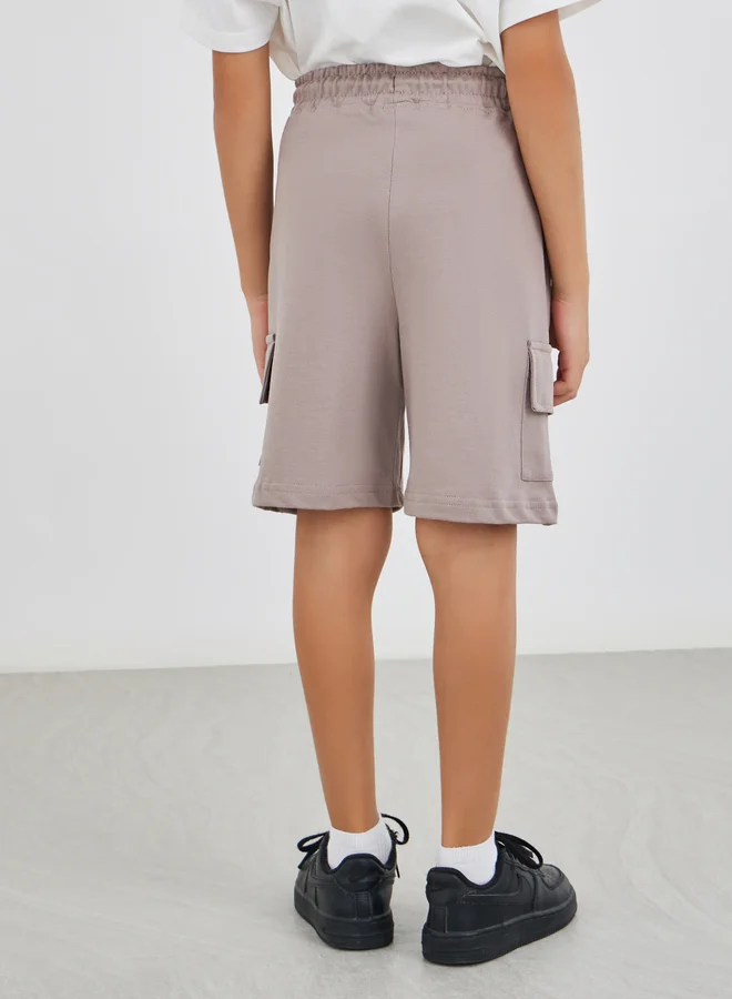 Styli Styli Regular Fit Cargo Pockets Knit Short