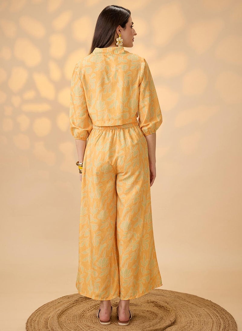 Globus Women Yellow Collared Neck Bishop Sleeves Floral Print Crop Shirt With Palazzos Fusion Co-Ord Set - Image 4