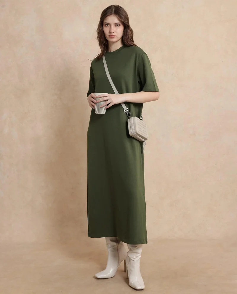 Rareism Women's Round Neck Solid Knit Dress