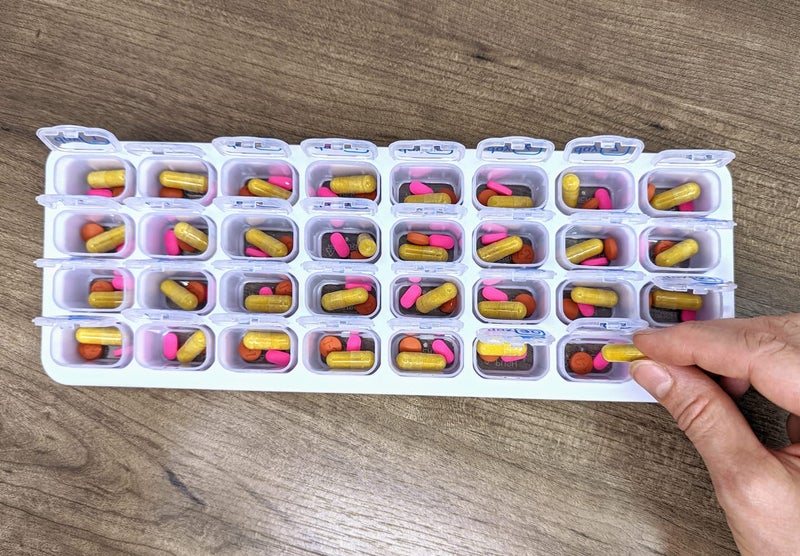 pill thing AM/PM Monthly Pill Organizer Tray with 31 Morning and Evening Daily Removable Pill Box Pods (Clear - AM/PM) - Image 5