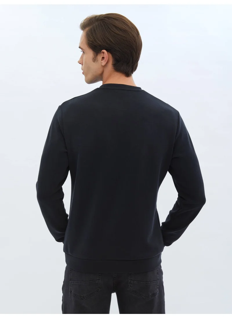 Kip Black Crew Neck Printed Sweatshirt