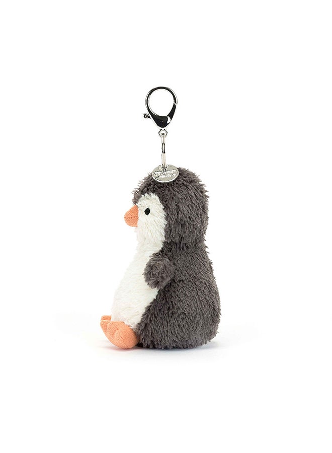 Jellycat مثالي لعشاق البطريق الفول السوداني، هذه سحر الحقيبة هو تعزيز للمزاج بحجم صغير. - Image 3