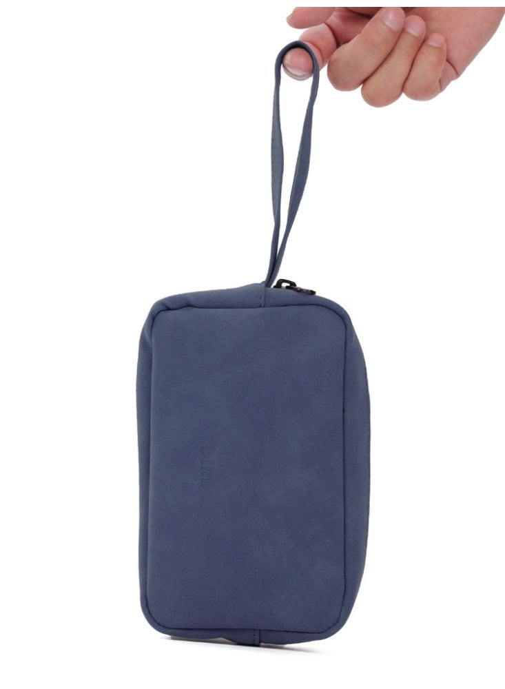 أفو حقيبة متعددة الاستخدامات  أنيق من خامة متينة مقاومة للماء، مثالية لحفظ وتنظيم الكابلات، الشواحن، الإكسسوارات، والساعات، مناسبة للسفر والاستخدام اليومي  بلون ازرق غامق . - Image 3