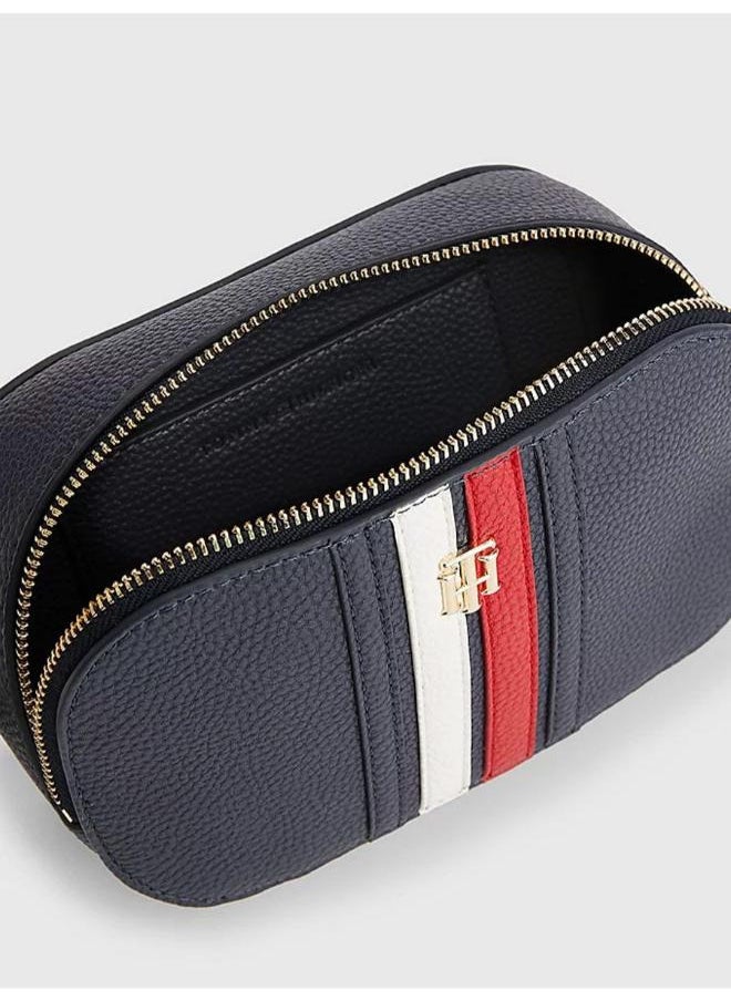 Tommy Hilfiger Bag for women - pzsku/ZF658657BD0F028A99A09Z/45/_/1734171178/7d7428d9-4fb3-497e-8a7f-ca7e8310fe8d