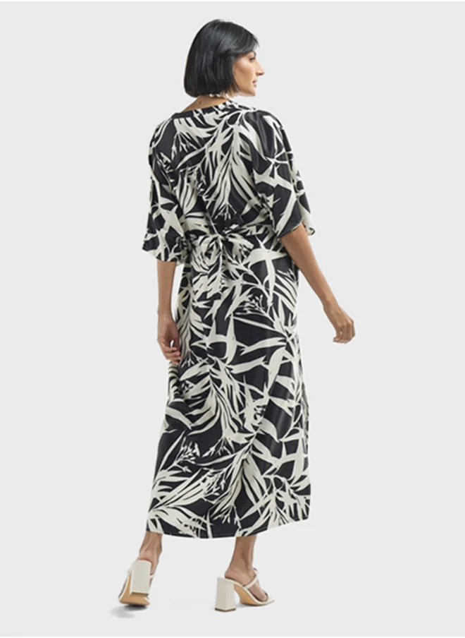 FAV Printed V- Neck Kaftan Dress