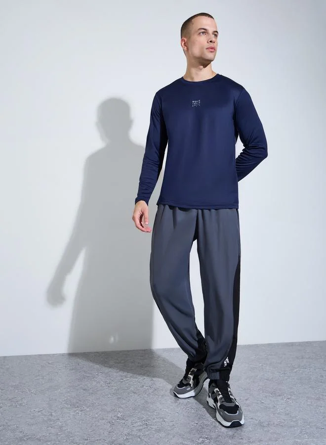 Styli Men Navy Blue Long Sleeves Regular Fit Running T-Shirt