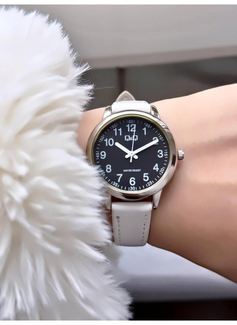 Q&Q Minimal Elegant Thin Case Numeral Women's Leather Band Wristwatch  - Image 2