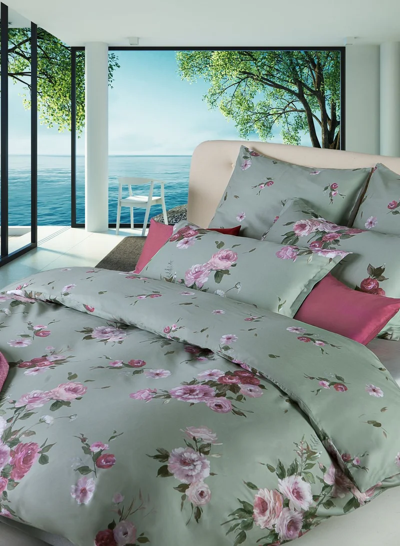 Dwell Studio Elissa King Comforter + Fitted Sheet Set