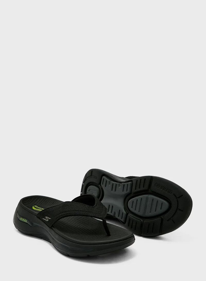 SKECHERS Go Walk Arch Fit Sandal