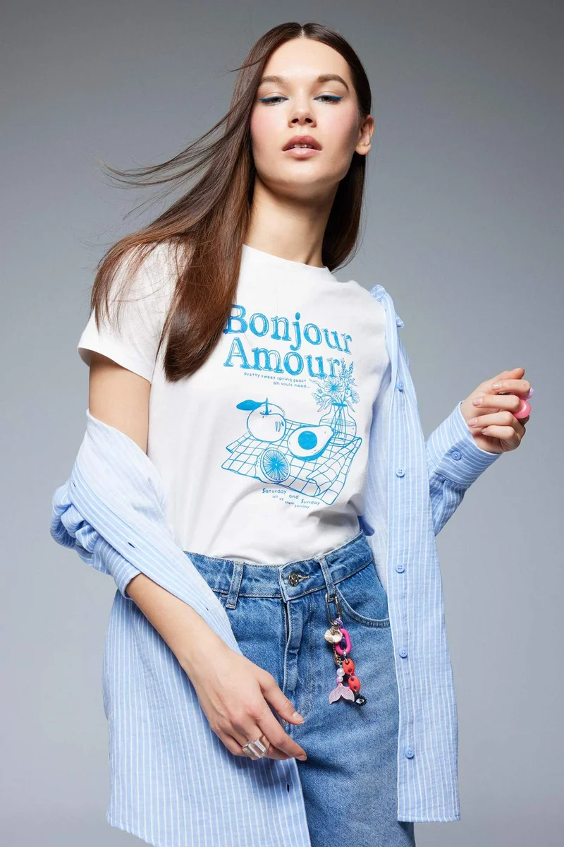 ديفاكتو Regular Fit Crew Neck Printed T-Shirt
