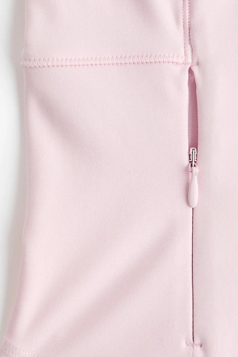 اتش اند ام جاكيت رياضي من نسيج دراي موف