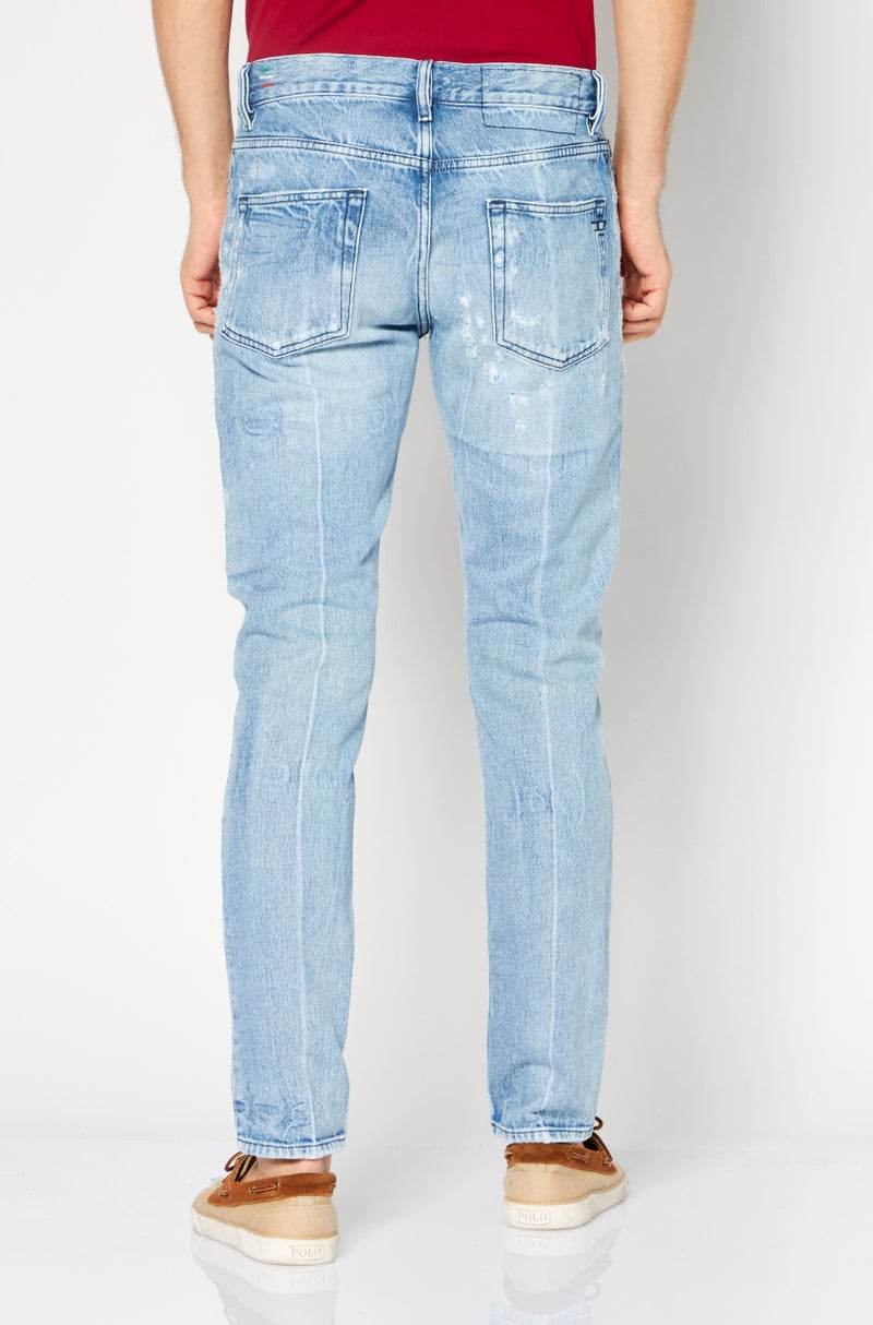 DIESEL جينز رجالي ضيق غير قابل للتمدد، أزرق فاتح - Image 2